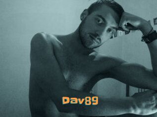 Dav89