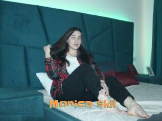 Monica_skil