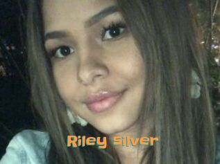 Riley_silver