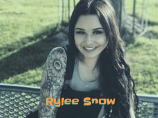 Rylee_Snow