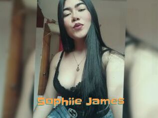 Sophiie_James